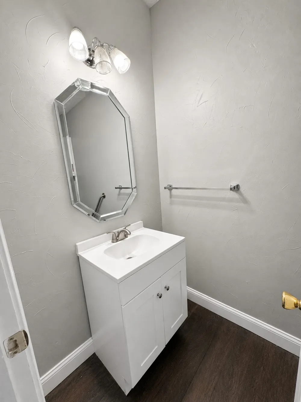 4156 One PLace Flower Mound, TX 75028