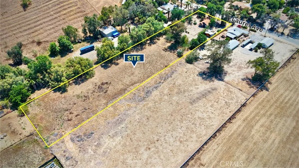 11139 Laurel Bloomington, CA 92316