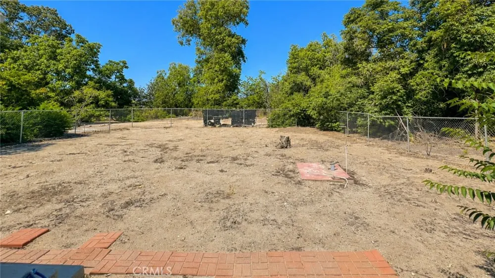 11139 Laurel Bloomington, CA 92316