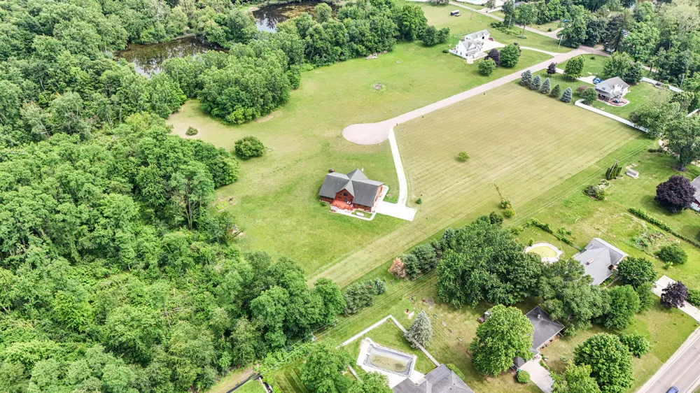 56664 Tanner Trail Lockport Township, MI 49093