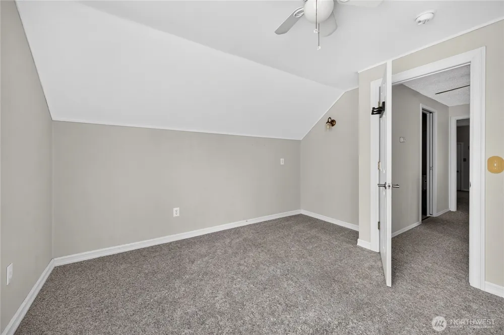 6502 Avondale Road SW #4 Lakewood, WA 98499