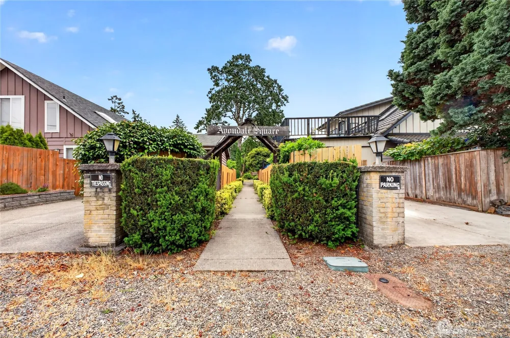 6502 Avondale Road SW #4 Lakewood, WA 98499