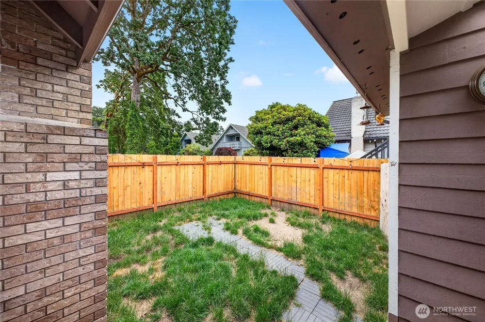 6502 Avondale Road SW #4 Lakewood, WA 98499