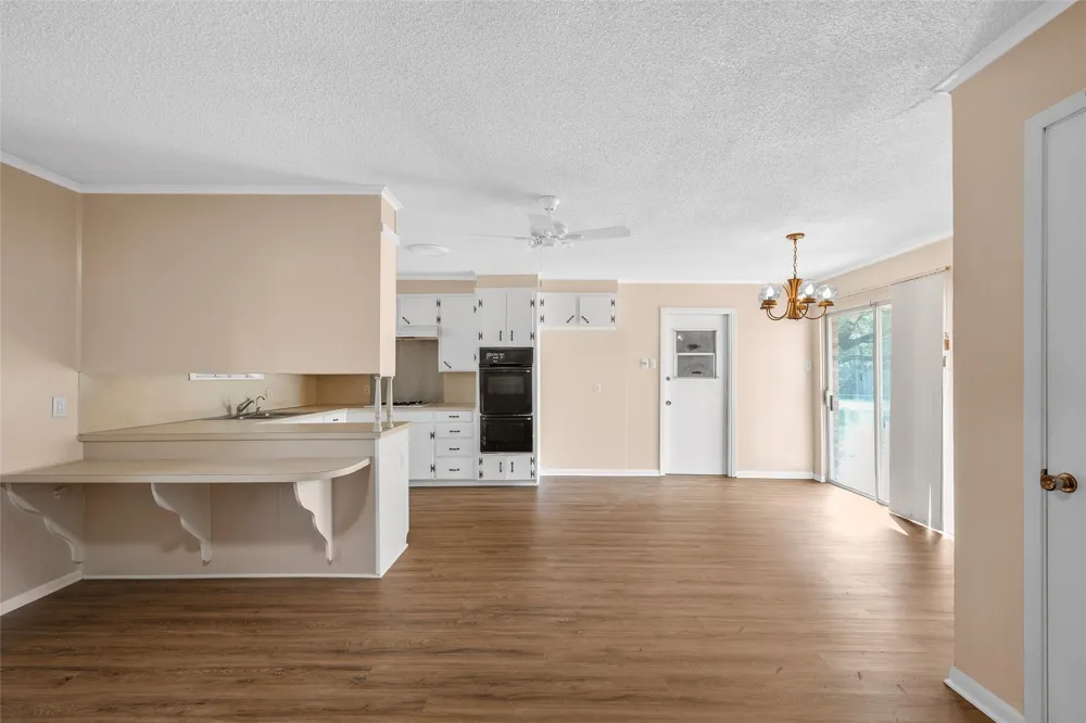 111 E Dawn Drive Robinson, TX 76706