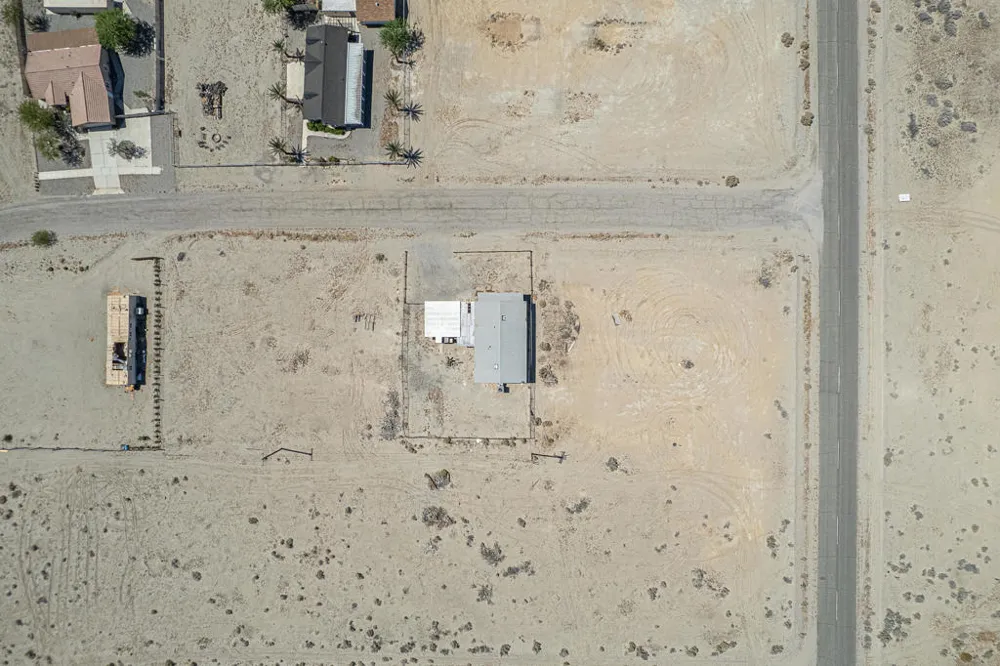 786 Molokai Avenue Thermal, CA 92274