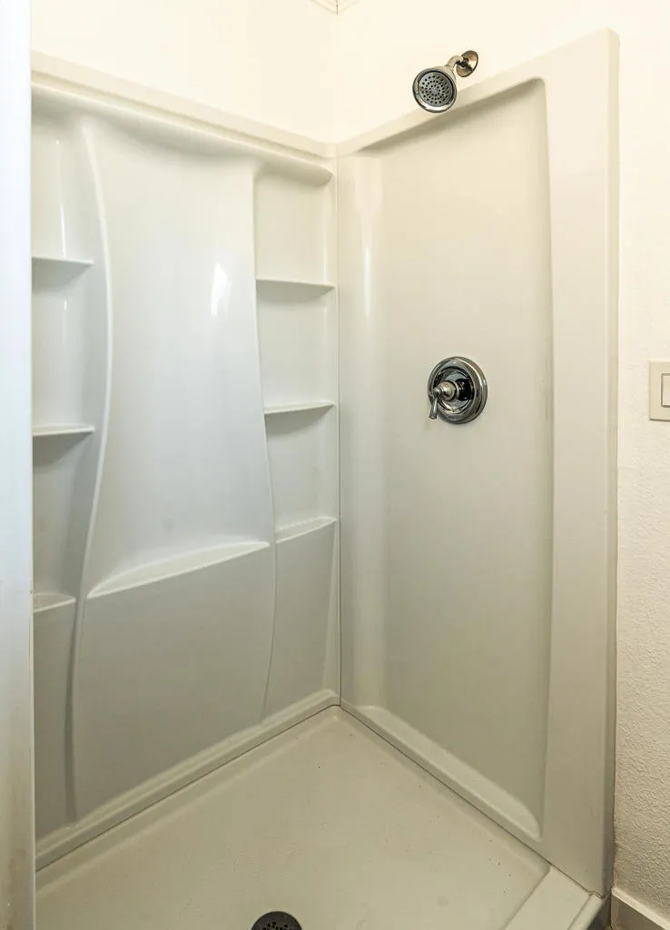 786 Molokai Avenue Thermal, CA 92274