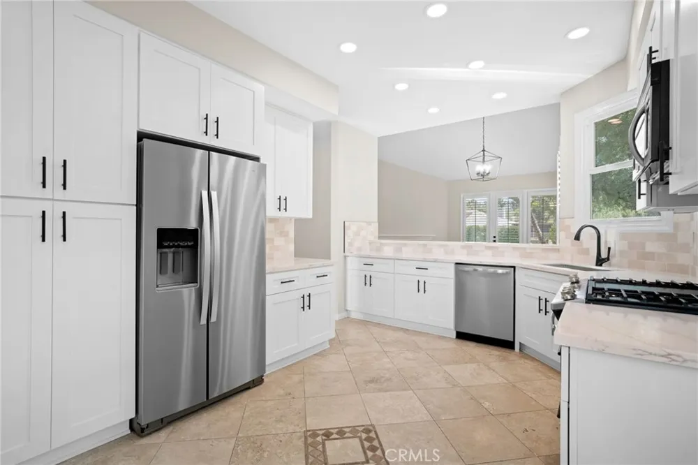 38510 Glen Abbey Lane Murrieta, CA 92562