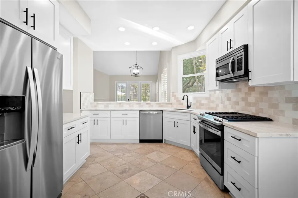 38510 Glen Abbey Lane Murrieta, CA 92562