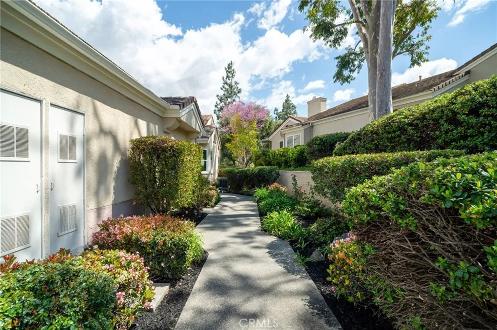 38510 Glen Abbey Lane Murrieta, CA 92562