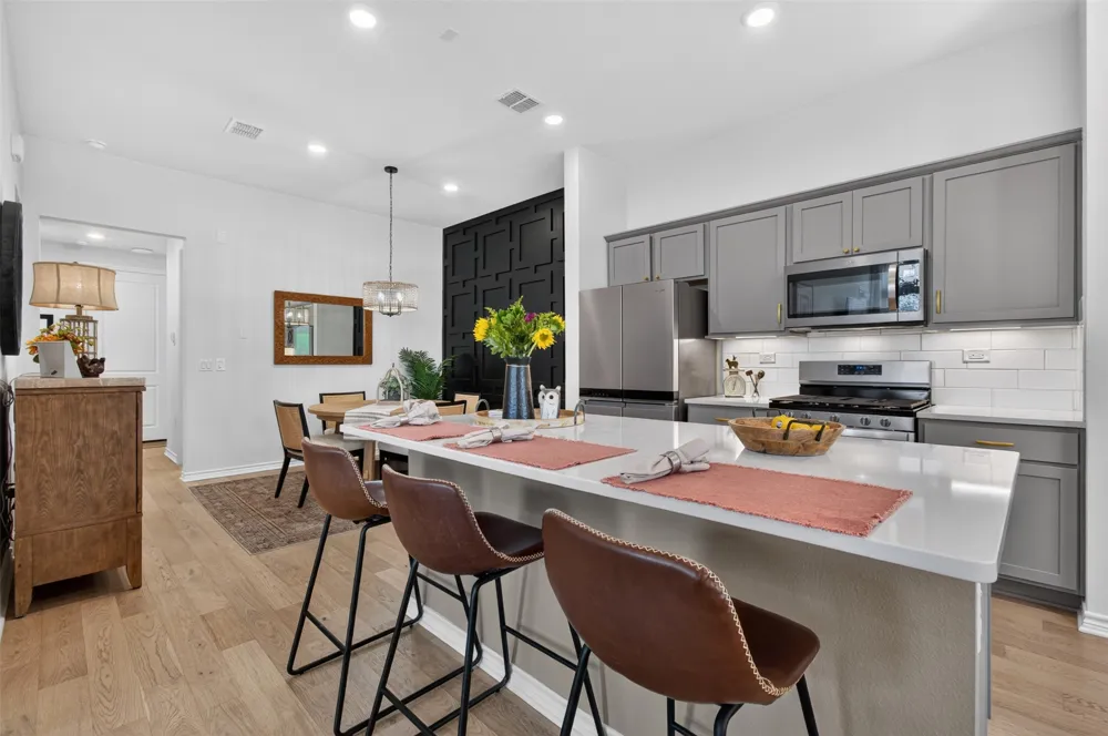 120 Stewart Drive #101 San Marcos, TX 78666