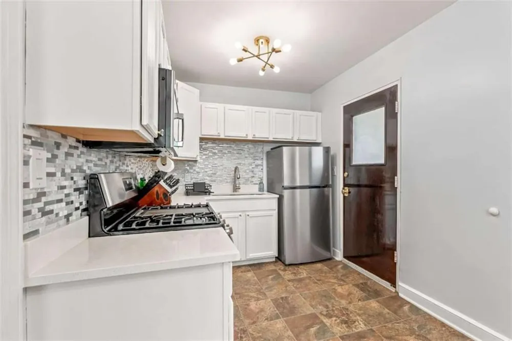 1780 John Calvin Avenue #UNIT R College Park, GA 30337
