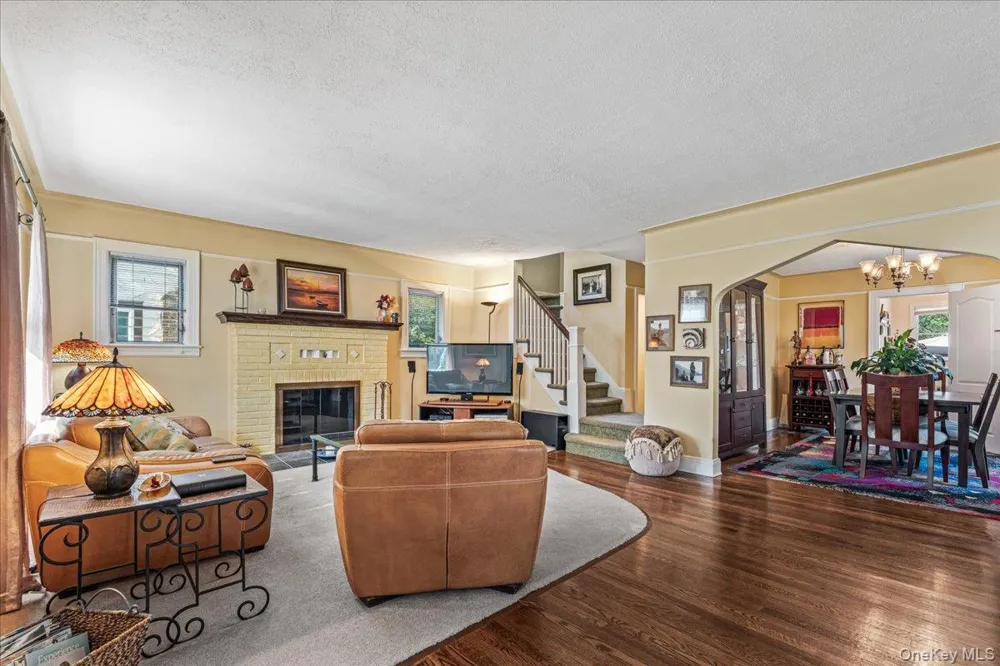 25 Archer Road West Hempstead, NY 11552