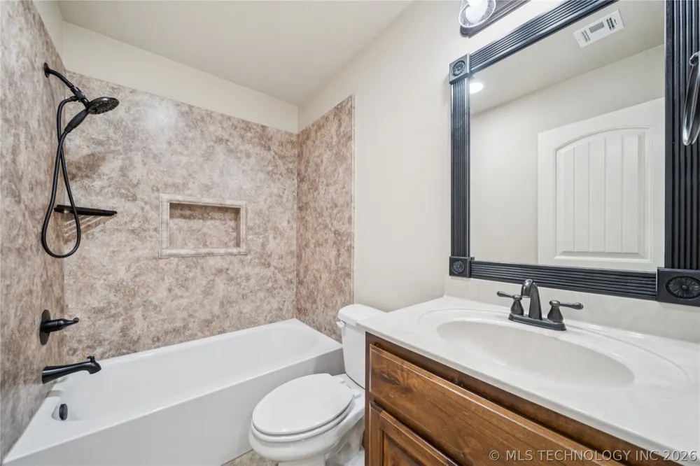 1515 Emily Circle Sapulpa, OK 74066