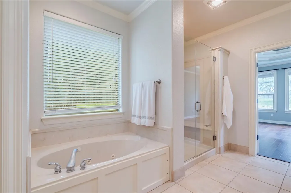103 Silverstone Drive Georgetown, TX 78633