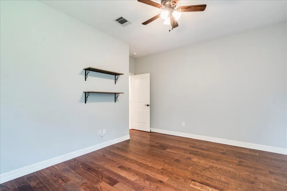 103 Silverstone Drive Georgetown, TX 78633
