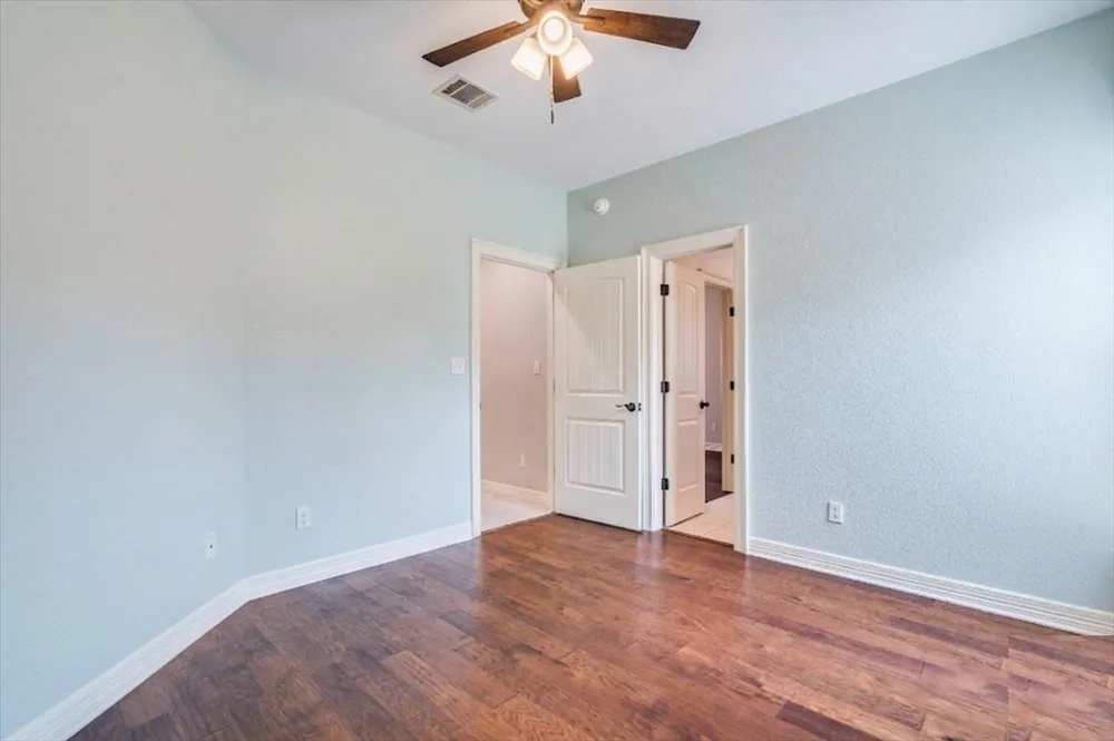 103 Silverstone Drive Georgetown, TX 78633