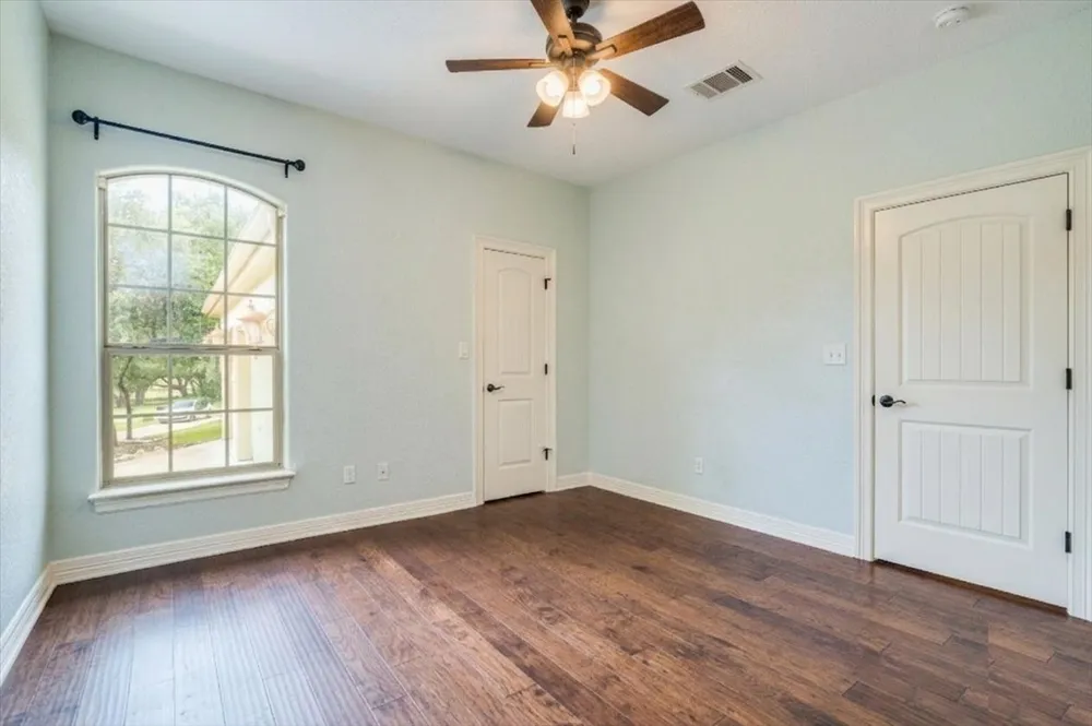 103 Silverstone Drive Georgetown, TX 78633