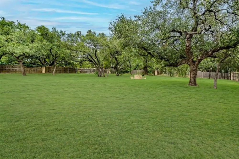 103 Silverstone Drive Georgetown, TX 78633