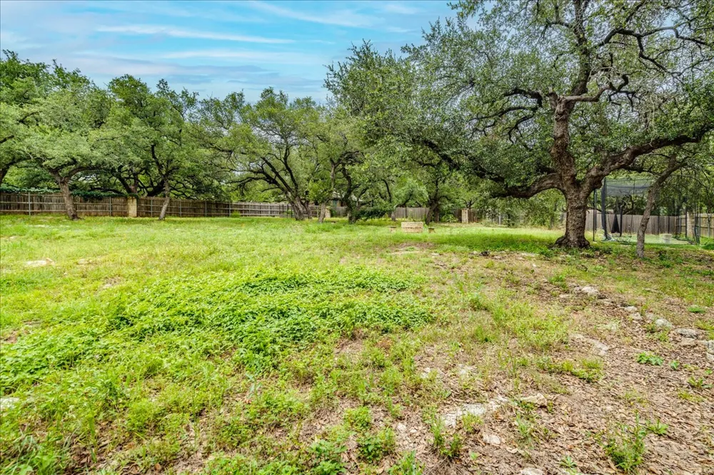 103 Silverstone Drive Georgetown, TX 78633