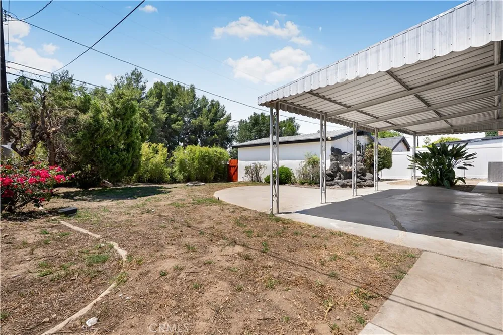 17050 Rinaldi Street Granada Hills, CA 91344