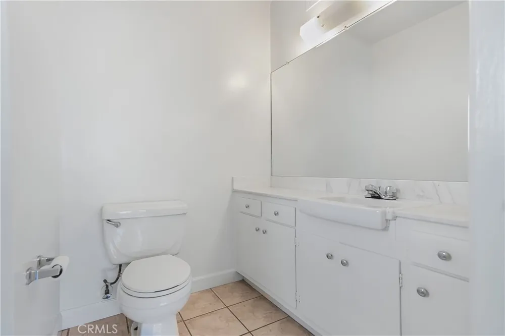 17050 Rinaldi Street Granada Hills, CA 91344