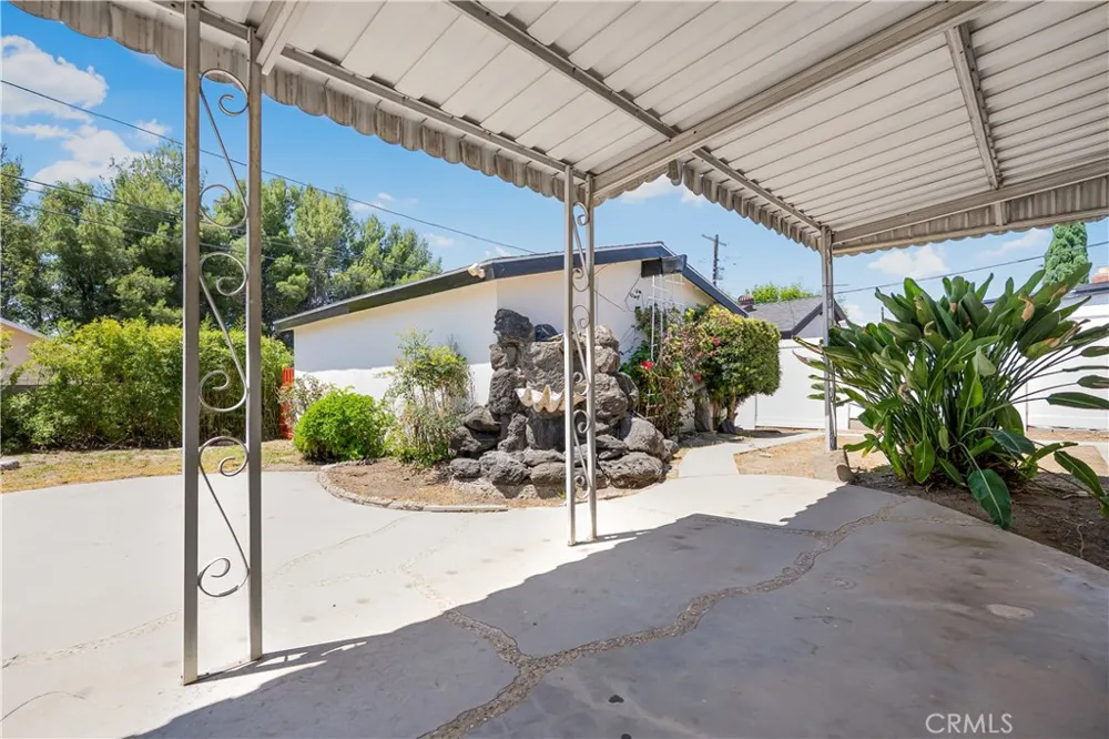 17050 Rinaldi Street Granada Hills, CA 91344