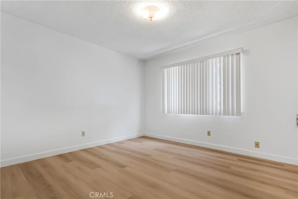 17050 Rinaldi Street Granada Hills, CA 91344