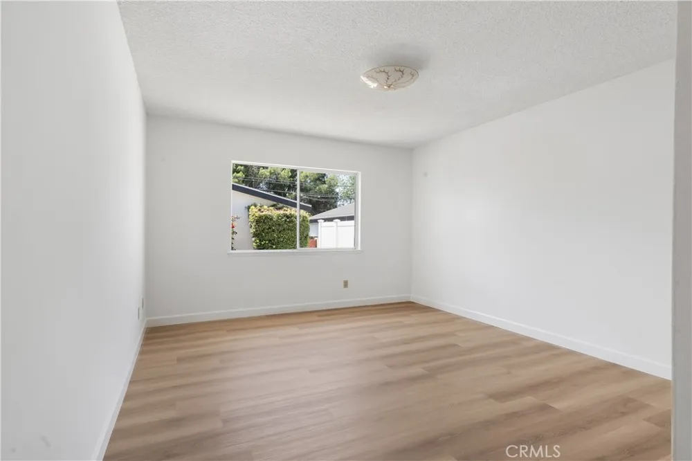 17050 Rinaldi Street Granada Hills, CA 91344