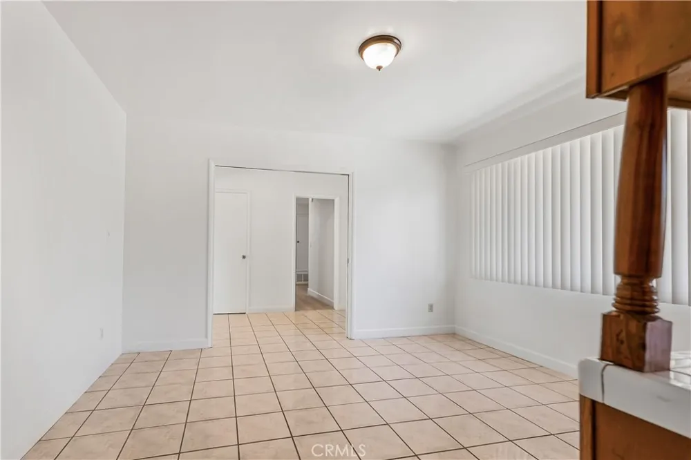 17050 Rinaldi Street Granada Hills, CA 91344