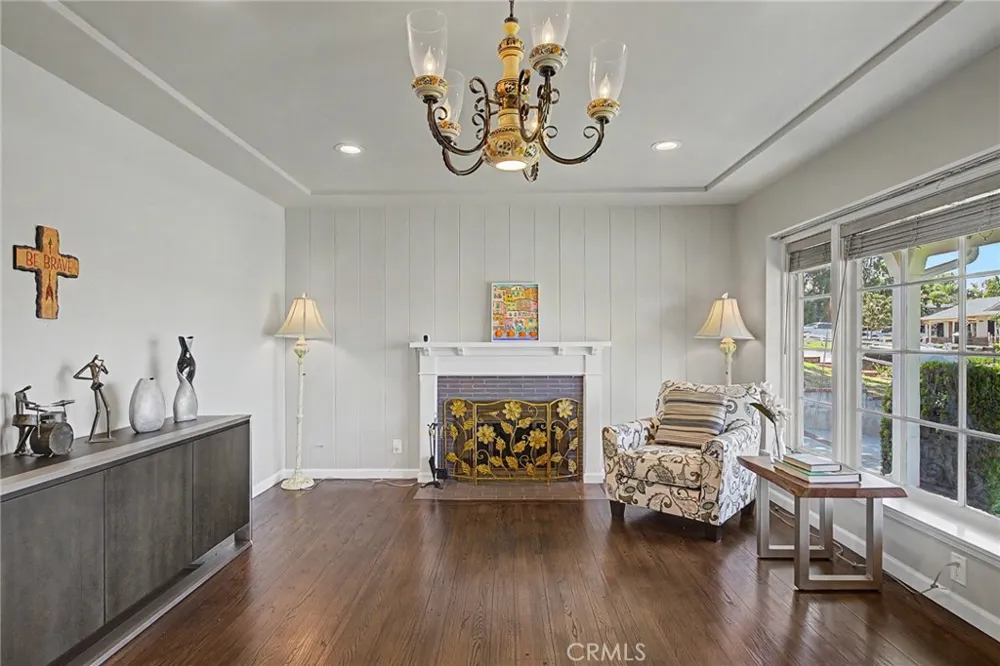 2521 Harmony Place La Crescenta, CA 91214