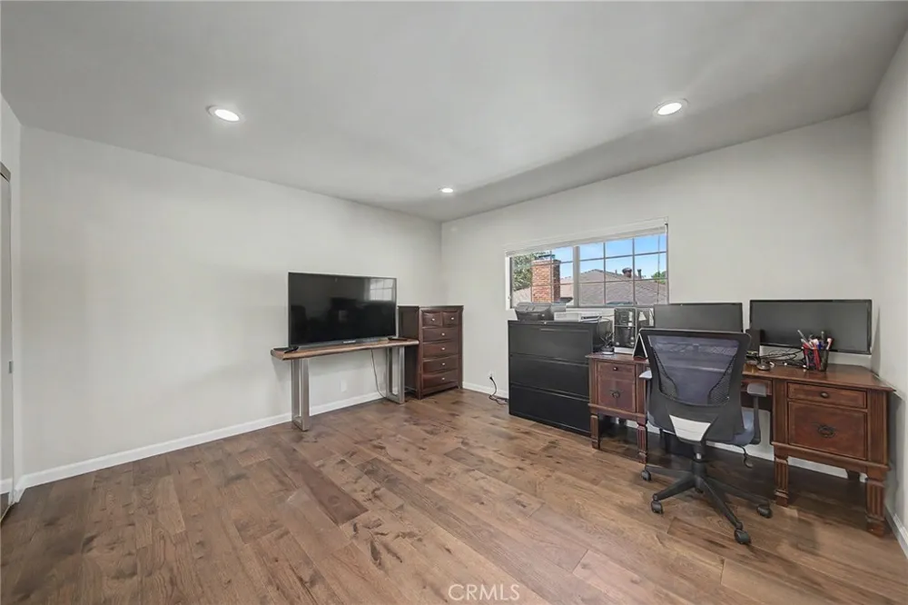2521 Harmony Place La Crescenta, CA 91214