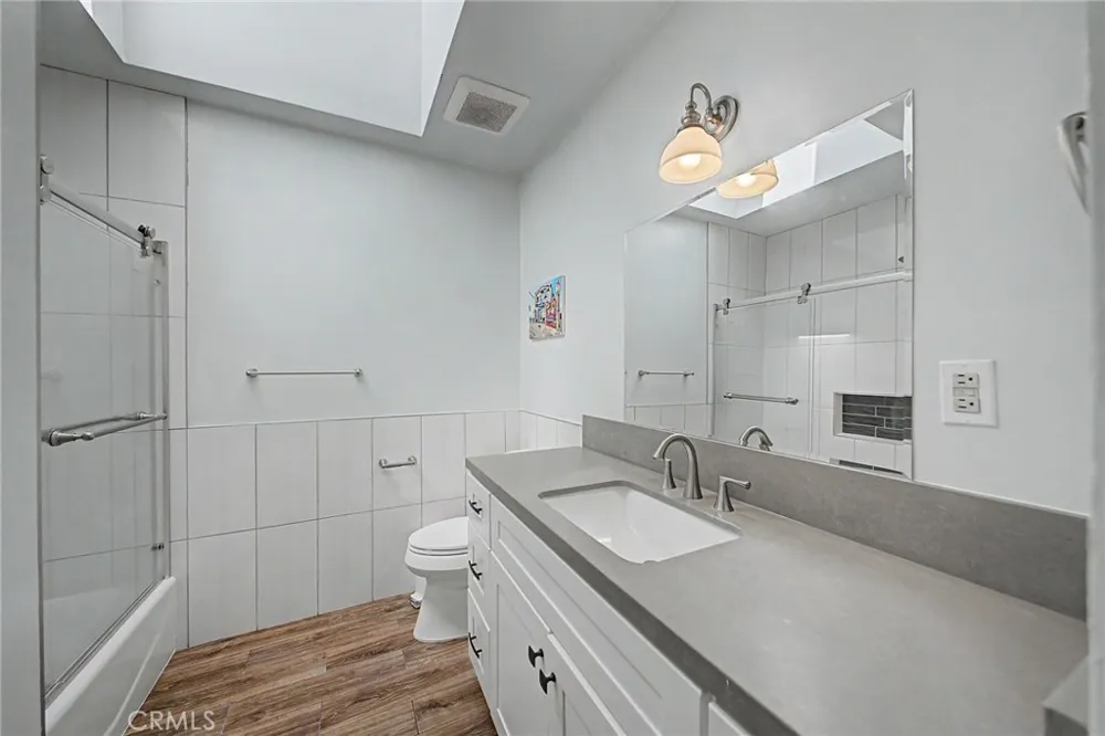 2521 Harmony Place La Crescenta, CA 91214