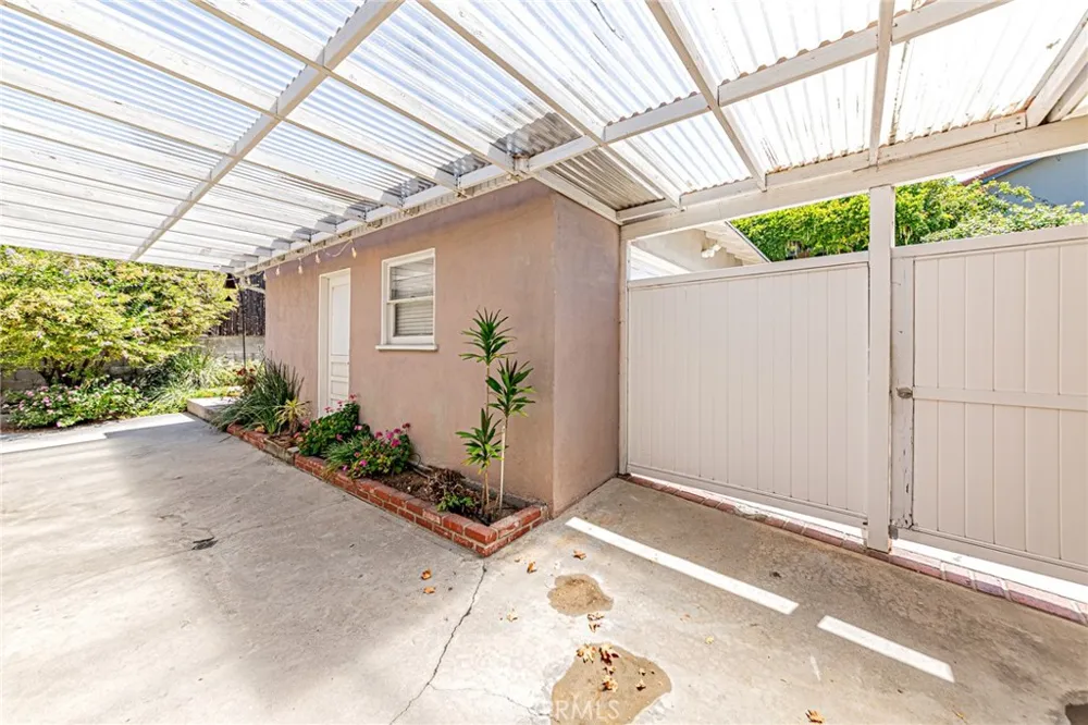2521 Harmony Place La Crescenta, CA 91214