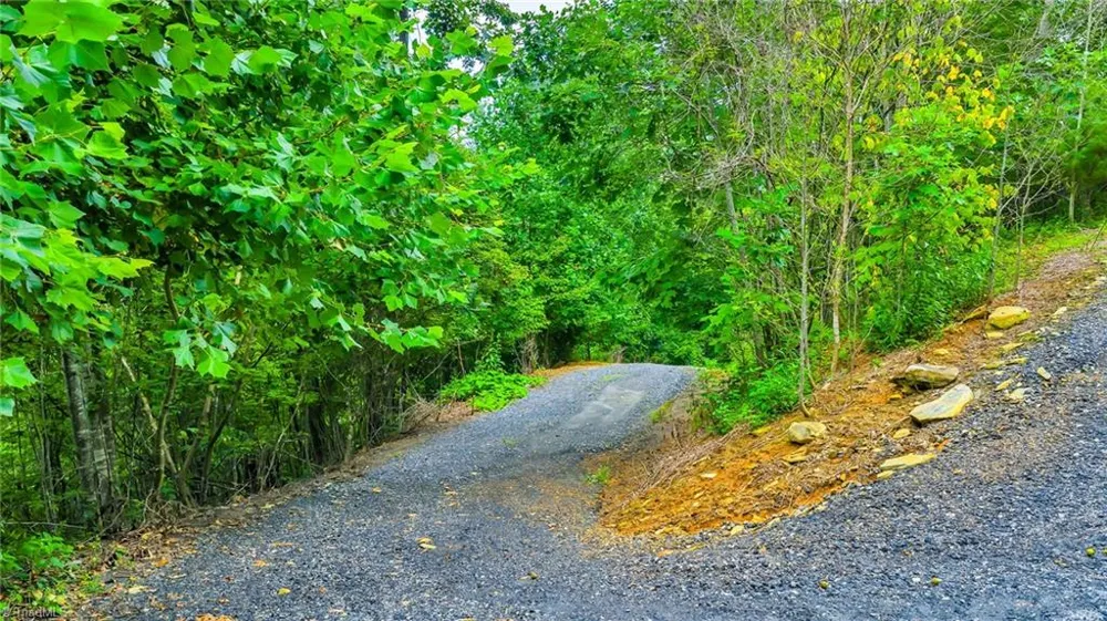 TBD Deep Ford Road Lansing, NC 28642