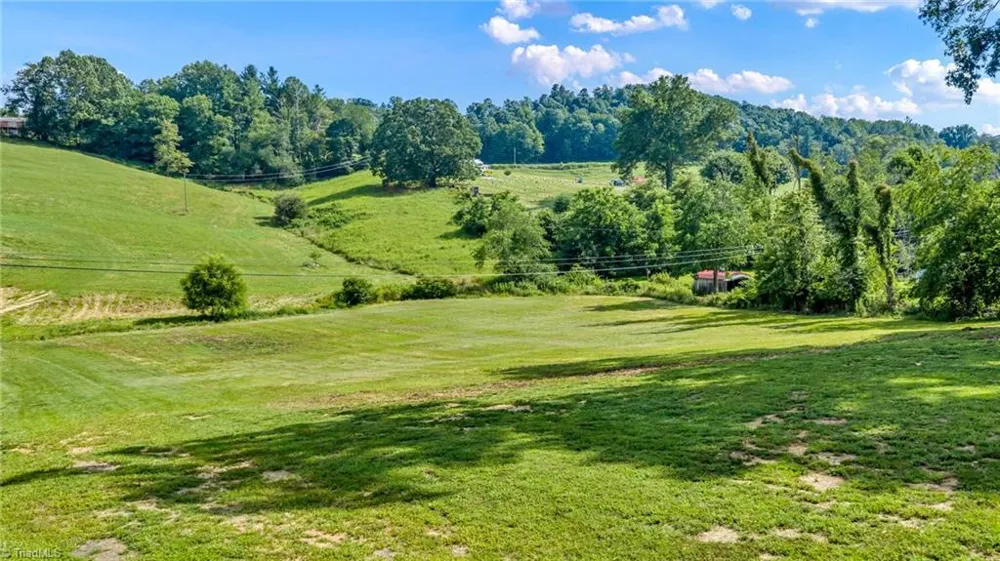 3630 US Highway 221 Jefferson, NC 28640