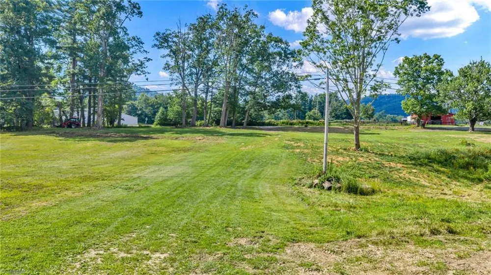 3630 US Highway 221 Jefferson, NC 28640