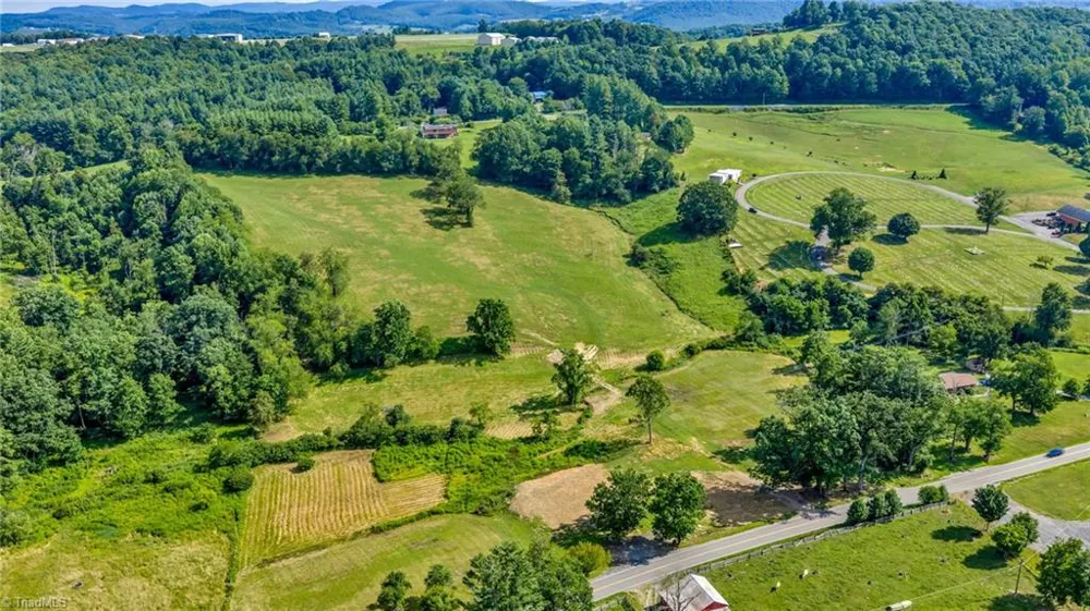 3630 US Highway 221 Jefferson, NC 28640