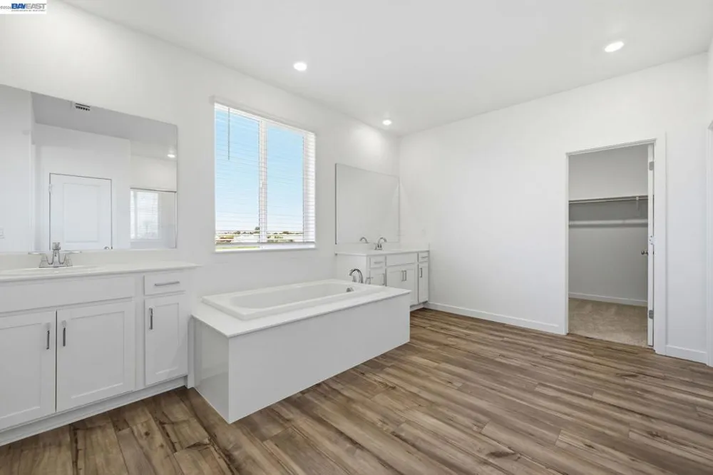 1028 Bluebell Circle Discovery Bay, CA 94505