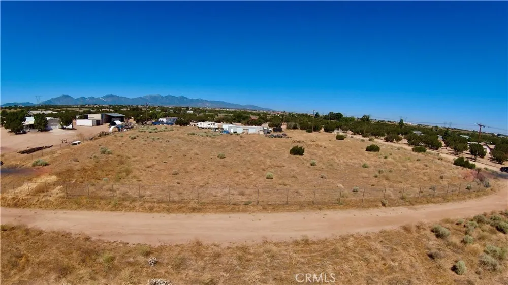 12897 Belmont Oak Hills, CA 92344