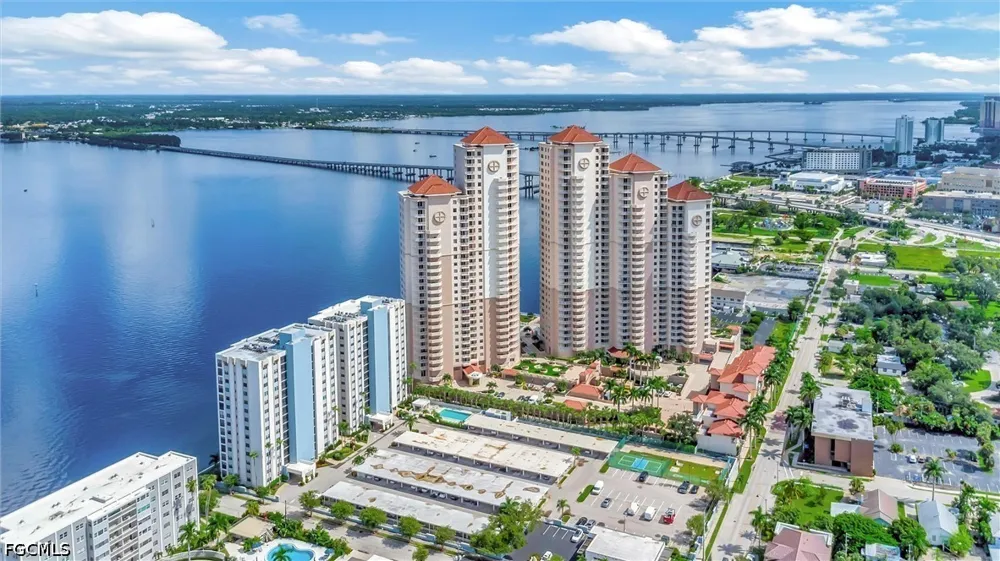 Clifford Street #1001 Fort Myers, FL 33901
