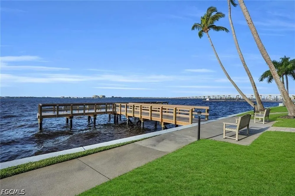 Clifford Street #1001 Fort Myers, FL 33901