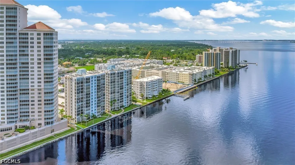 Clifford Street #1001 Fort Myers, FL 33901