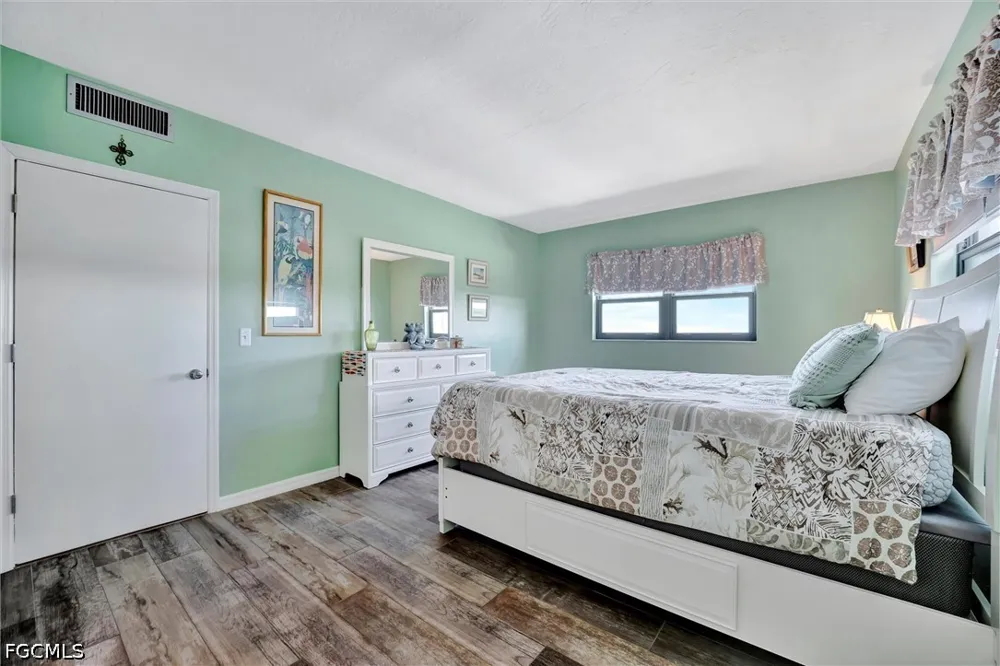 Clifford Street #1001 Fort Myers, FL 33901