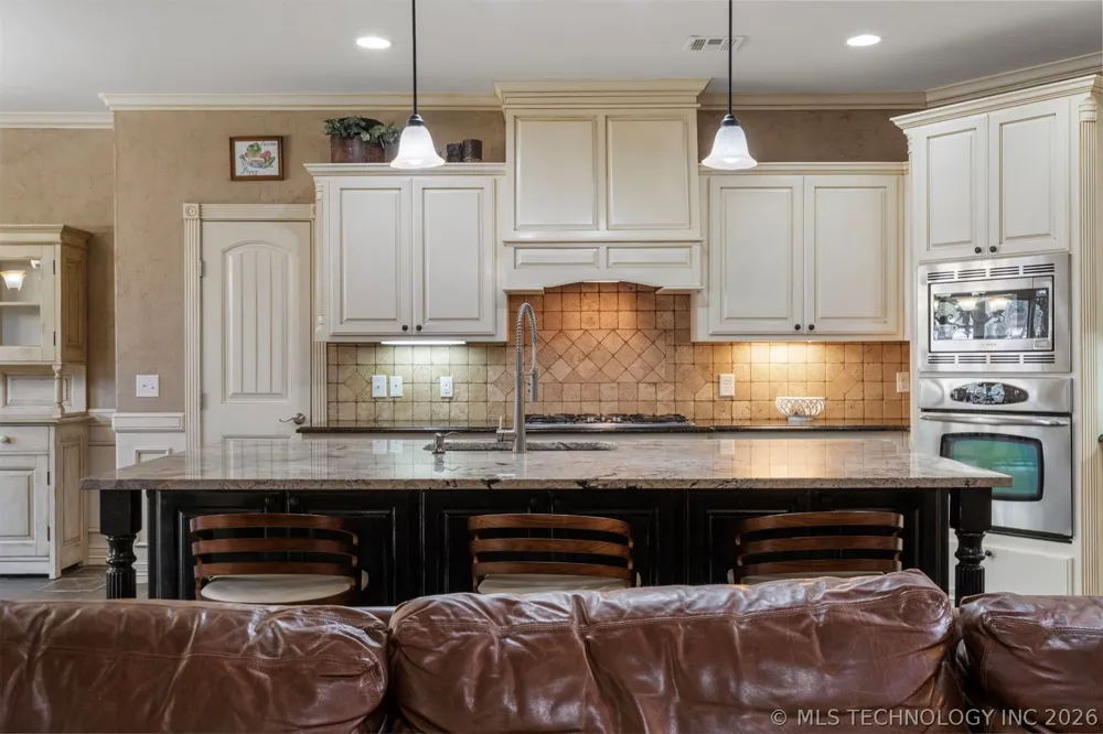 2317 E 138th Street S Bixby, OK 74008