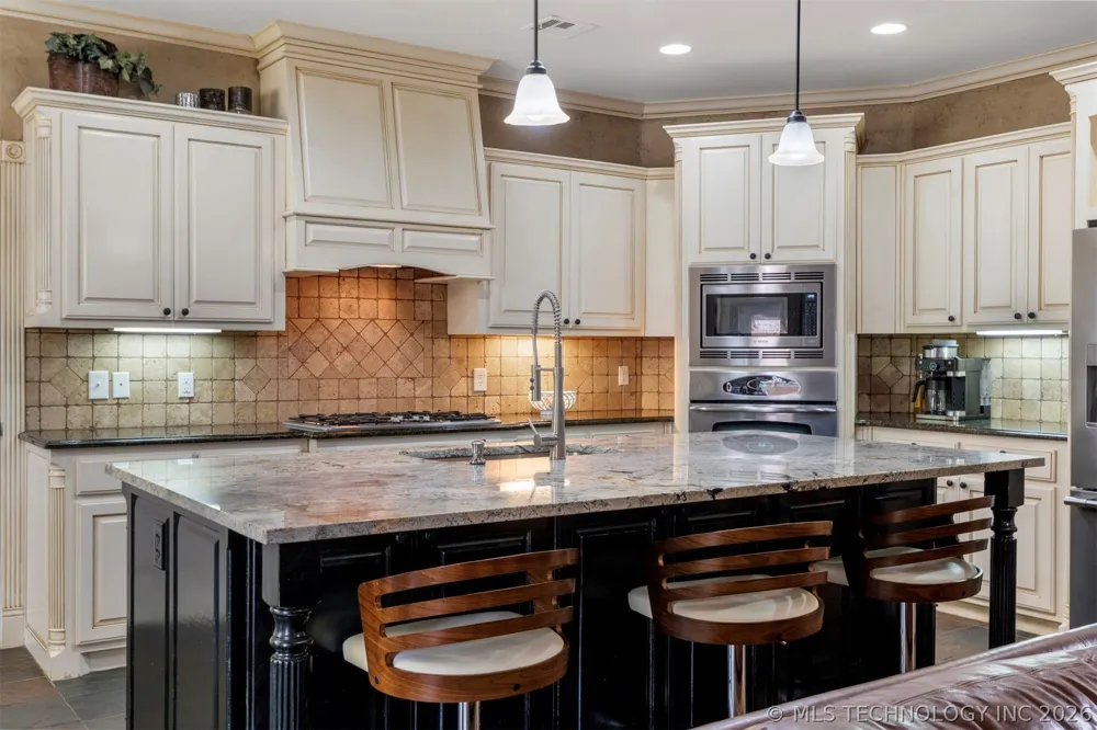 2317 E 138th Street S Bixby, OK 74008