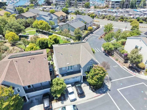 200 Seapoint Pl