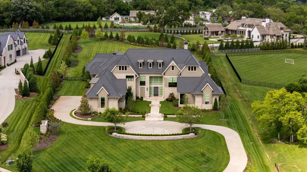9237 Nina Ct Brentwood, TN 37027