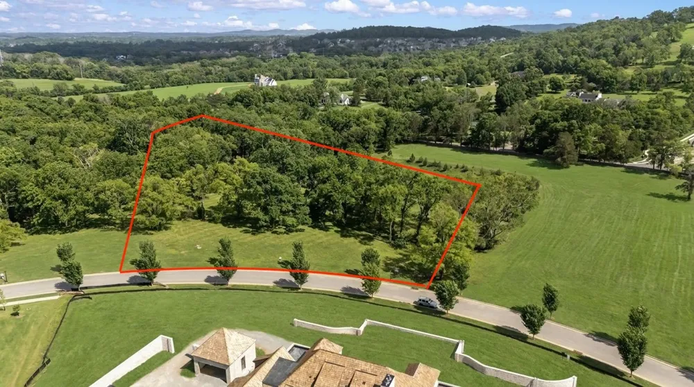 9237 Nina Ct Brentwood, TN 37027