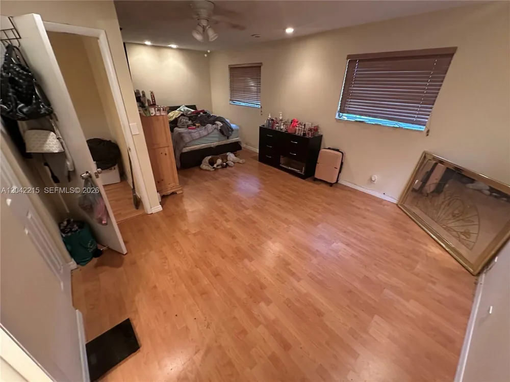 2700 NW 47th Ter #1001 Lauderdale Lakes, FL 33313