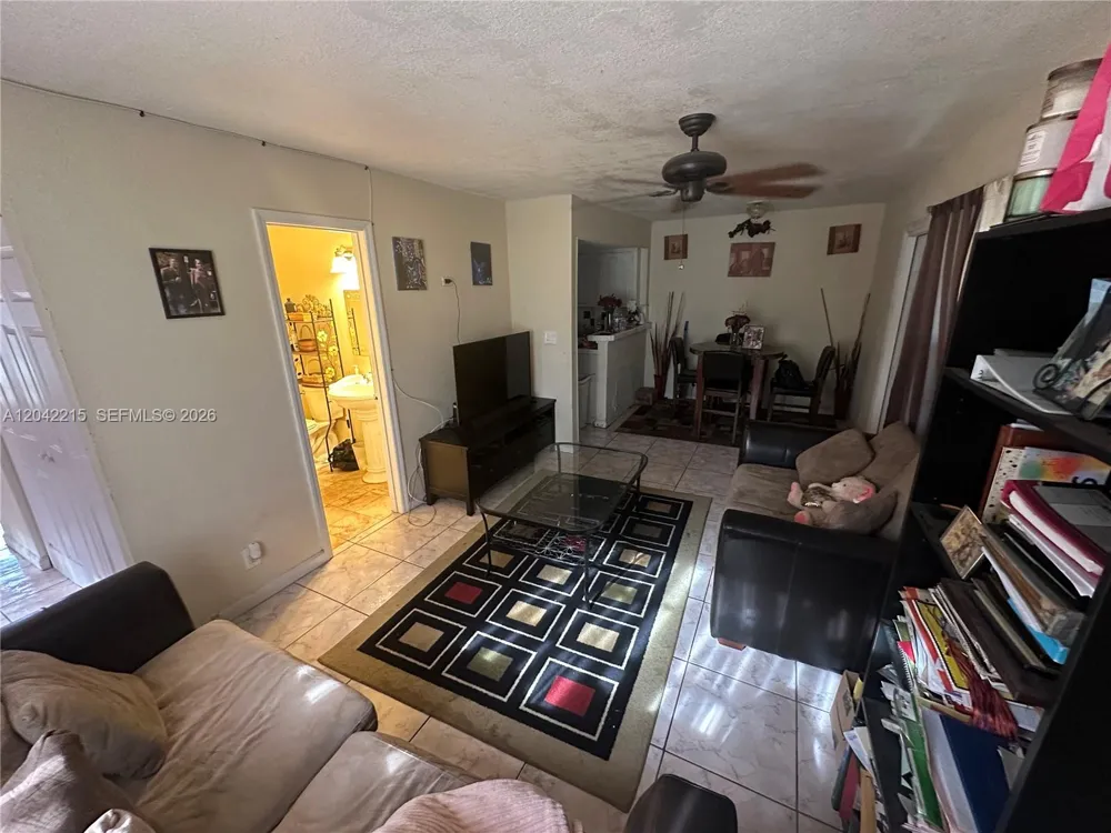 2700 NW 47th Ter #1001 Lauderdale Lakes, FL 33313